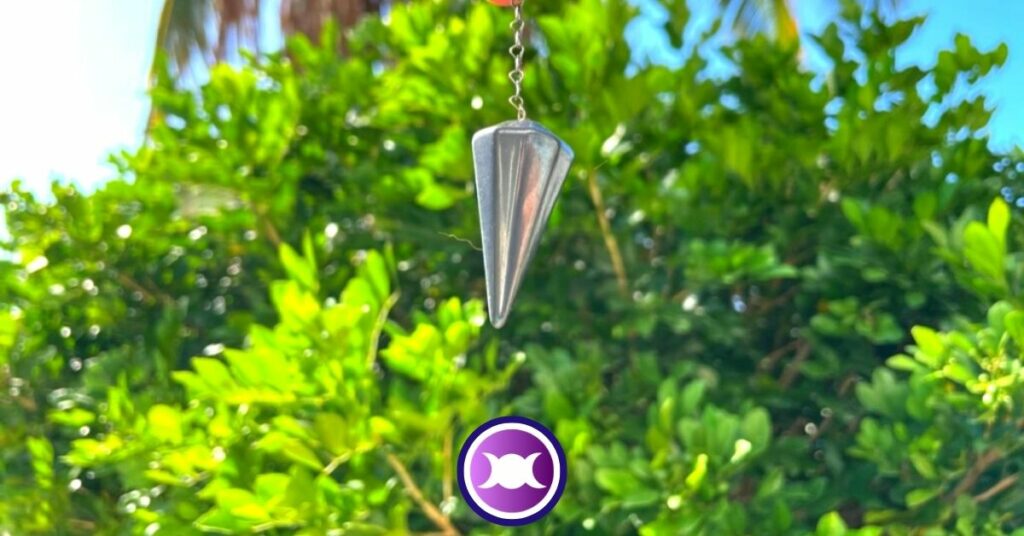 Hematite pendulum